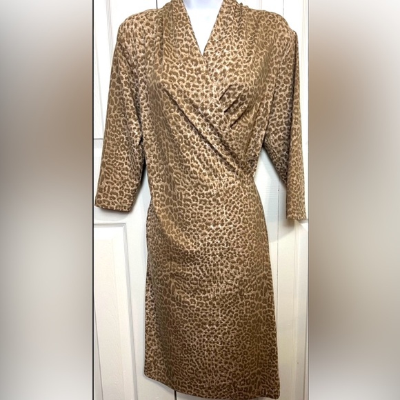 J. McLaughlin Dresses & Skirts - J. MCLAUGHLIN Faux Wrap Dress Panama Leopard Print Catalina Cloth Large